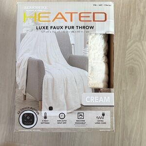 Berkshire Cream Luxe Faux Fur Throw